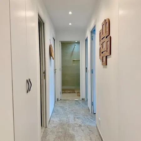 Elegant & Spacious - 20 *